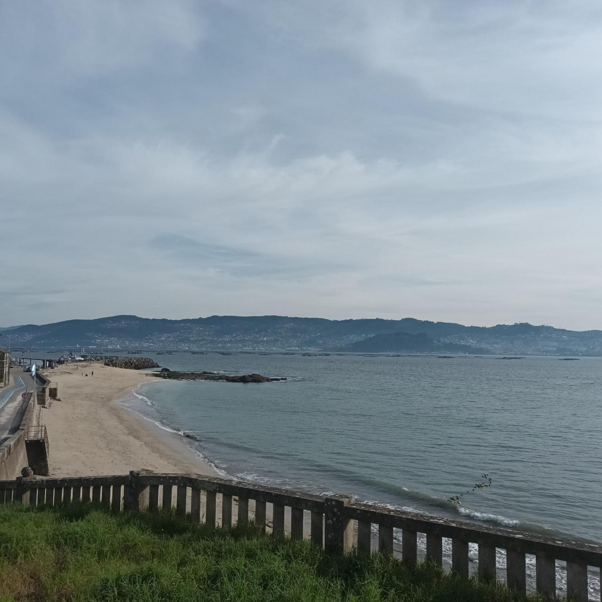 Apartamento Playa Del Con Moaña エクステリア 写真